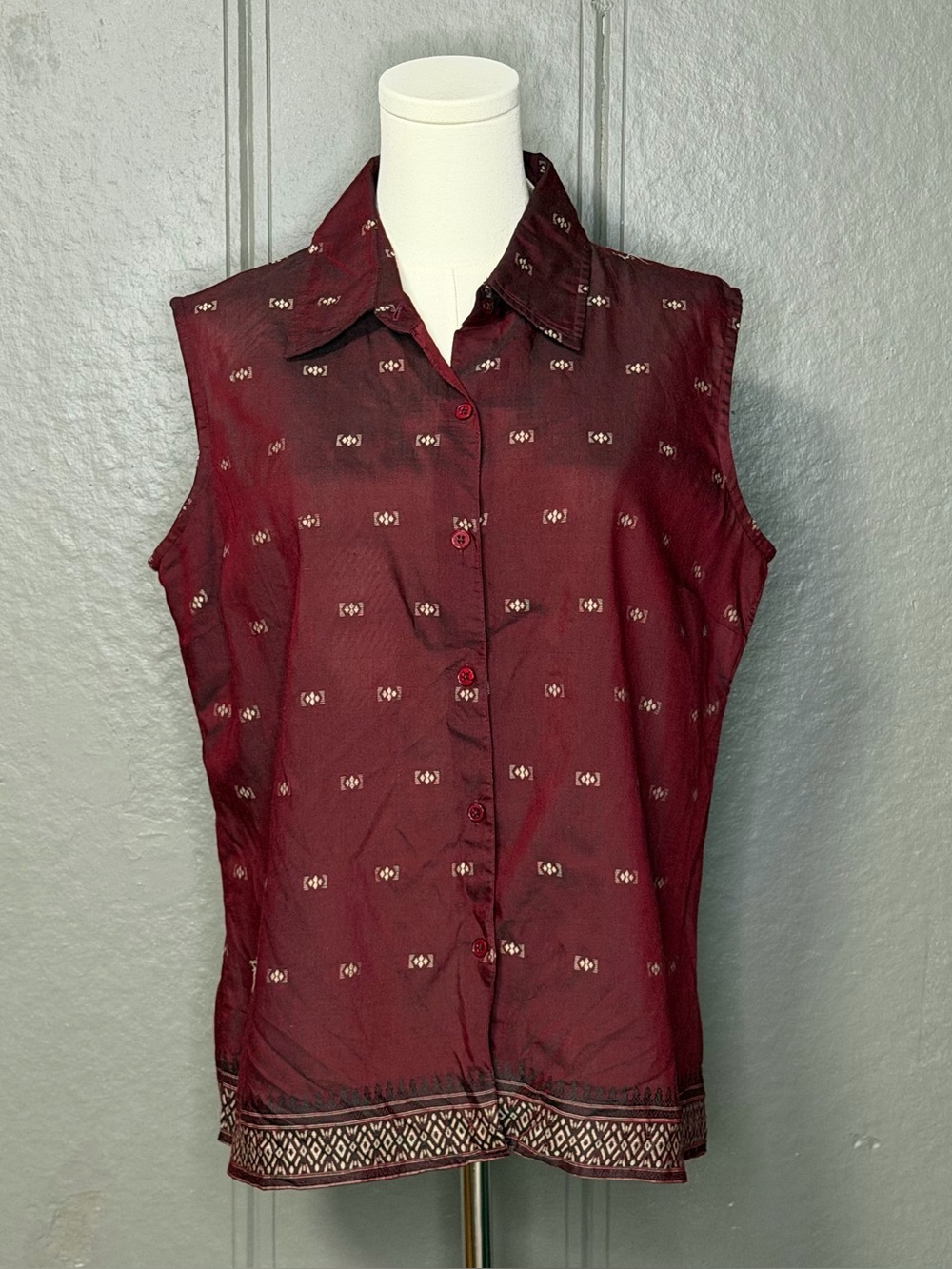 Vintage White Stag Burgundy Sleeveless Top